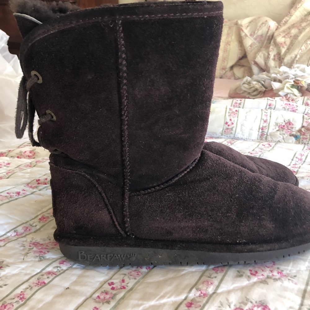 Brown Bearpaw boots! 🌨🐻🌲